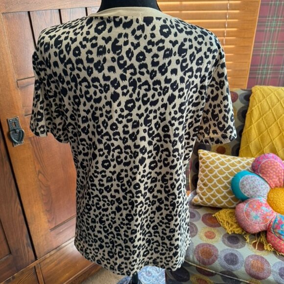 NWT Blooming Jelly Short Sleeve Leopard Print Top - Picture 4 of 8